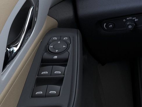 Used 2023 Chevrolet Traverse LS FWD image 23