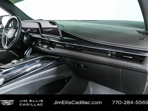 Used 2024 Cadillac Escalade Sport w/ LPO, ONYX Package AWD/4WD image 25