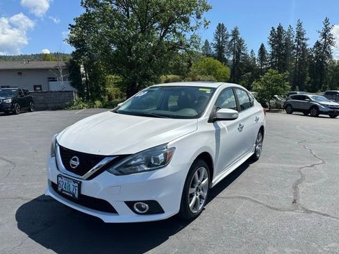 Certified 2017 Nissan Sentra SR Turbo w/ SR Turbo Premium Package FWD image 26