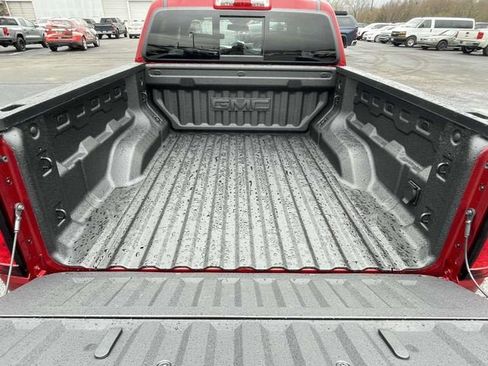 New 2026 GMC Canyon Elevation w/ Convenience Package image 8