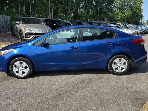 Used 2018 Kia Forte LX FWD image 8