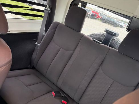 Used 2015 Jeep Wrangler Sport w/ Quick Order Package 24S image 23