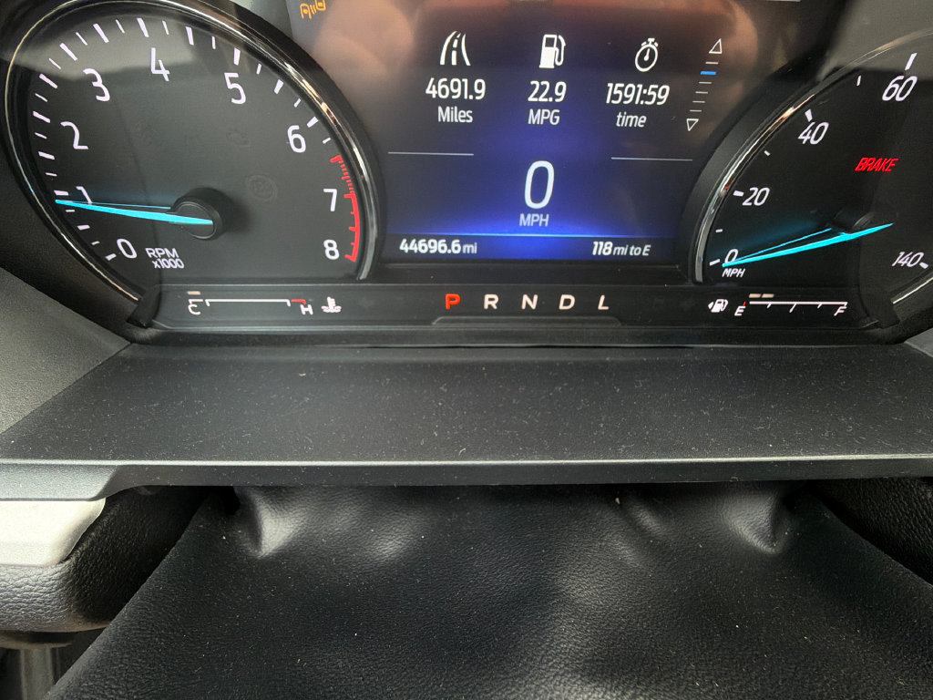 Used 2023 Ford Explorer XLT AWD/4WD image 18