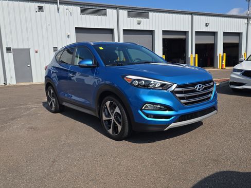 Used 2017 Hyundai Tucson Limited FWD image 2