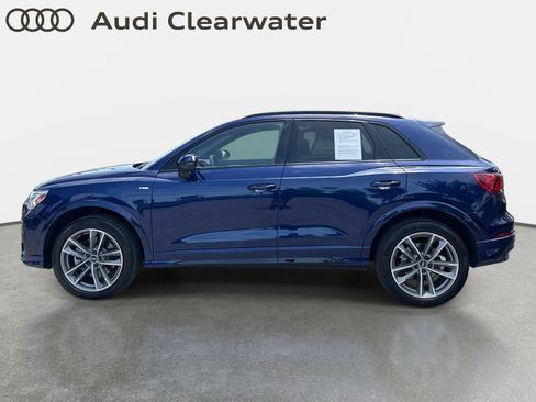 Used 2025 Audi Q3 2.0T Premium w/ Convenience Package AWD/4WD image 2