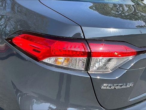 Certified 2025 Toyota Corolla LE w/ LE Premium Package image 28