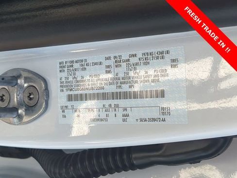 Used 2022 Ford Escape SE w/ Cold Weather Package image 23