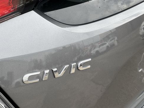 Used 2019 Honda Civic EX image 11