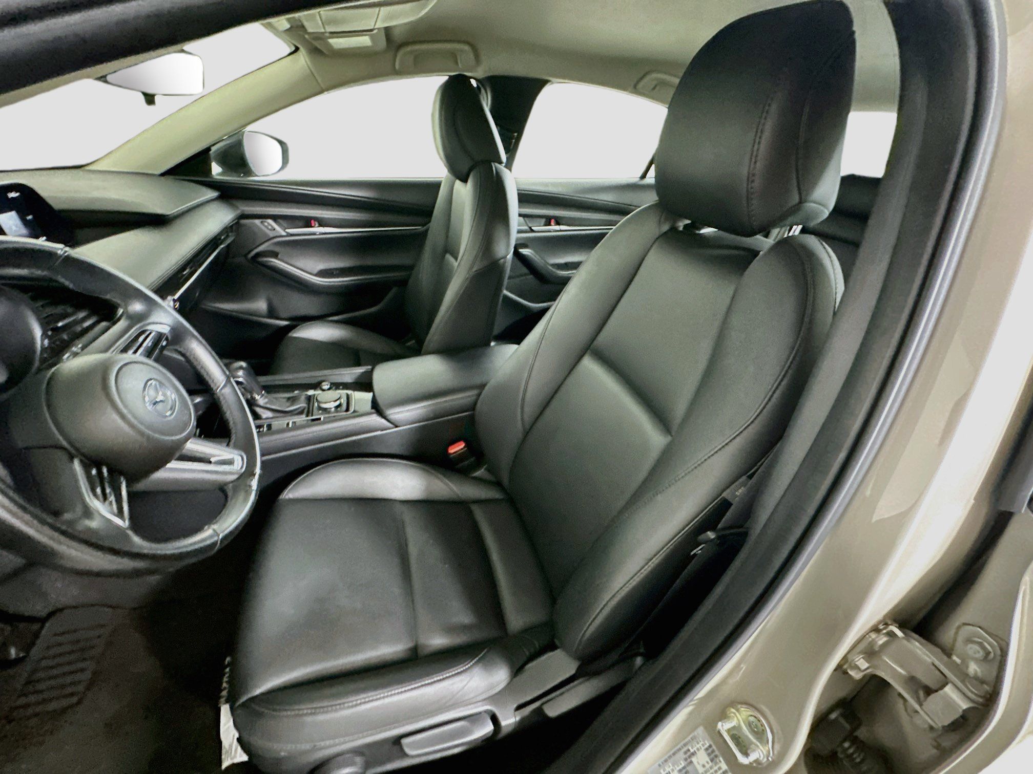 Used 2025 MAZDA MAZDA3 s FWD image 12