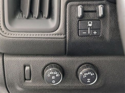 Used 2017 GMC Canyon SLT image 15