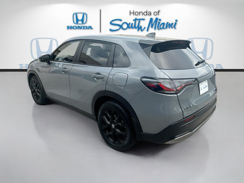 Used 2025 Honda HR-V Sport image 5