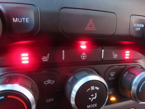 Certified 2023 RAM 1500 Big Horn image 7