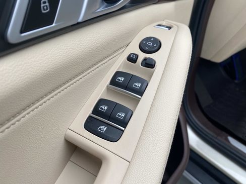 Used 2019 BMW X5 xDrive40i w/ Premium Package 2 image 18