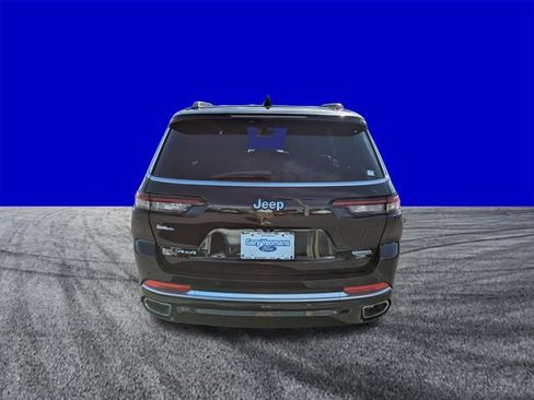 Used 2021 Jeep Grand Cherokee L Summit w/ Luxury Tech Group V AWD/4WD image 5