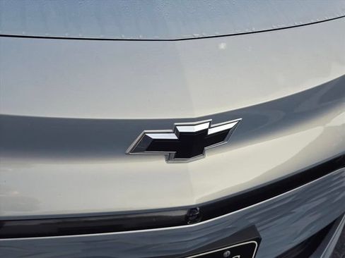 Certified 2023 Chevrolet Bolt EUV Premier FWD image 30