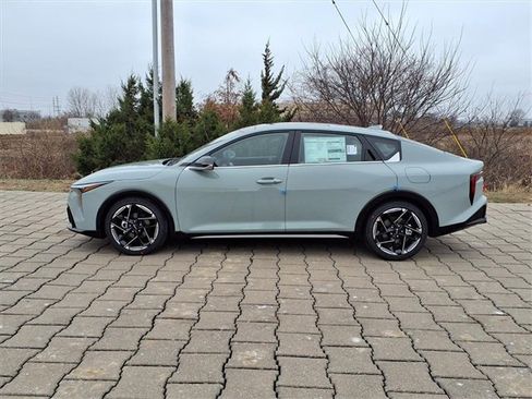 New 2026 Kia K4 GT-Line image 2