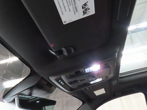 Used 2025 GMC Yukon AT4 Ultimate image 22