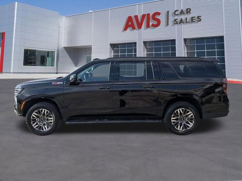 Used 2025 Chevrolet Suburban Z71 AWD/4WD image 5