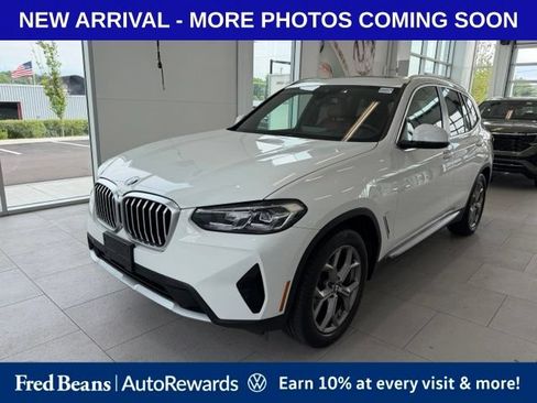 Used 2023 BMW X3 xDrive30i w/ Premium Package AWD/4WD image 2