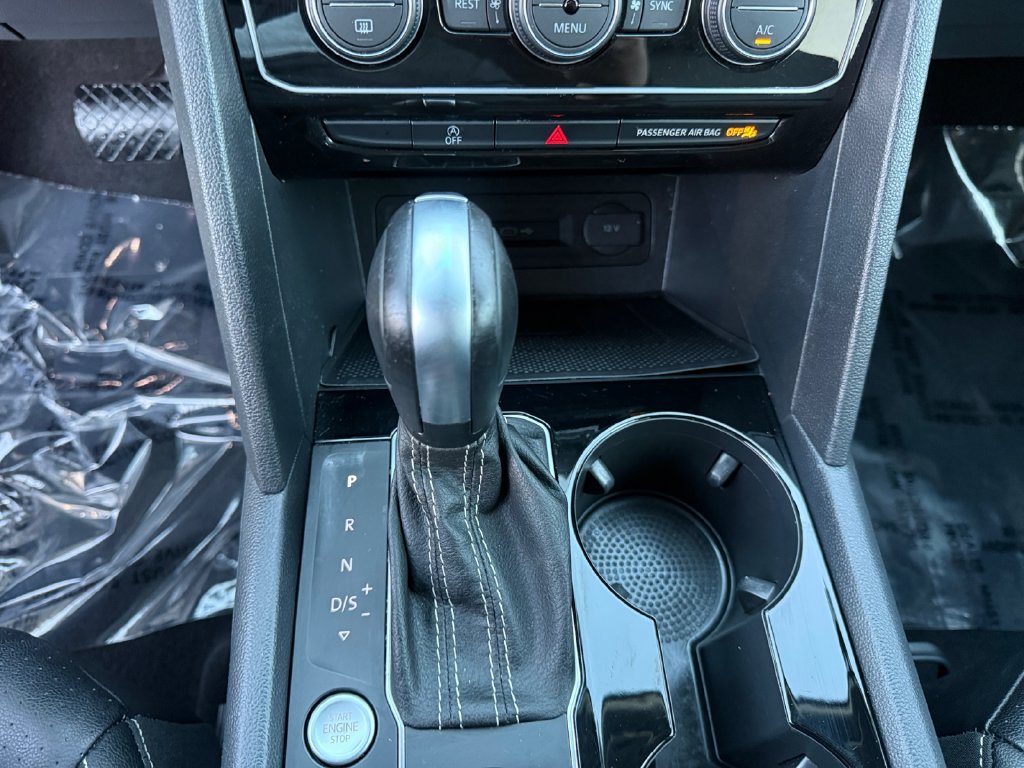 Used 2023 Volkswagen Atlas SE w/ Black Wheel Package AWD/4WD image 19