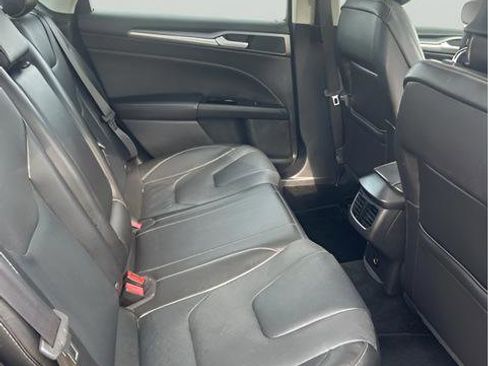 Used 2014 Ford Fusion Titanium FWD image 9