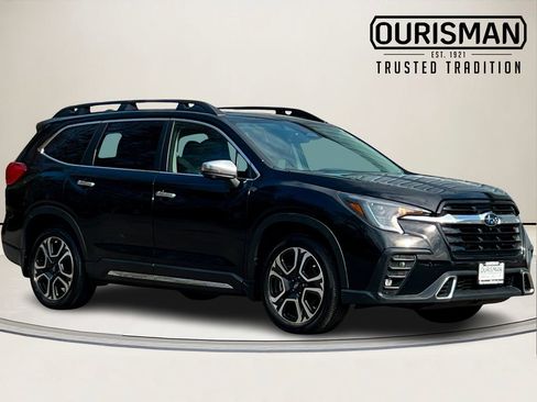 Used 2023 Subaru Ascent Touring AWD/4WD image 1