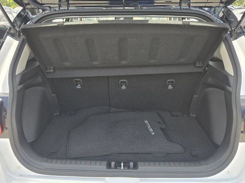 Certified 2025 Hyundai Venue Limited FWD image 14