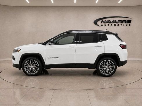Used 2022 Jeep Compass Limited w/ Elite Group AWD/4WD image 4