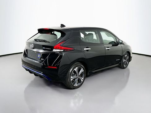 Used 2019 Nissan Leaf SV w/ SV All Weather Package FWD image 7