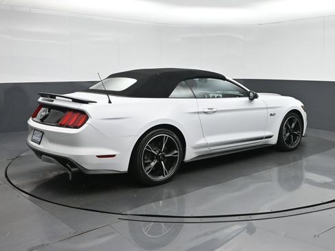Used 2016 Ford Mustang GT Premium w/ Equipment Group 401A RWD image 7