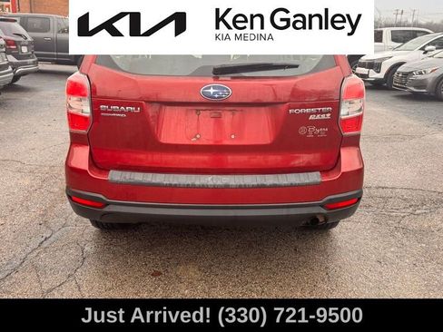 Used 2014 Subaru Forester 2.5i image 6