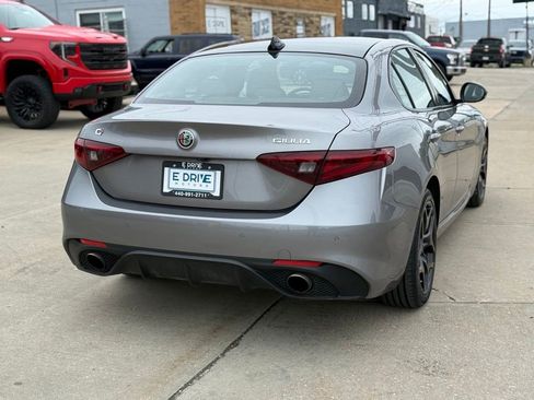 Used 2020 Alfa Romeo Giulia AWD w/ Quick Order Package 22J Sport image 7