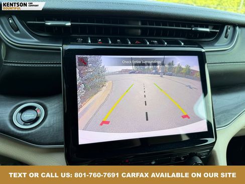 Used 2024 Jeep Grand Cherokee Limited image 25