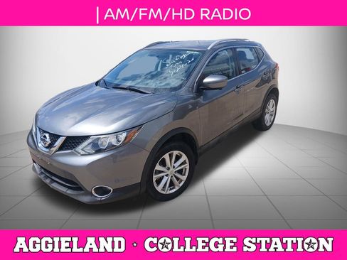 Used 2018 Nissan Rogue Sport SV w/ SV Technology Package image 6