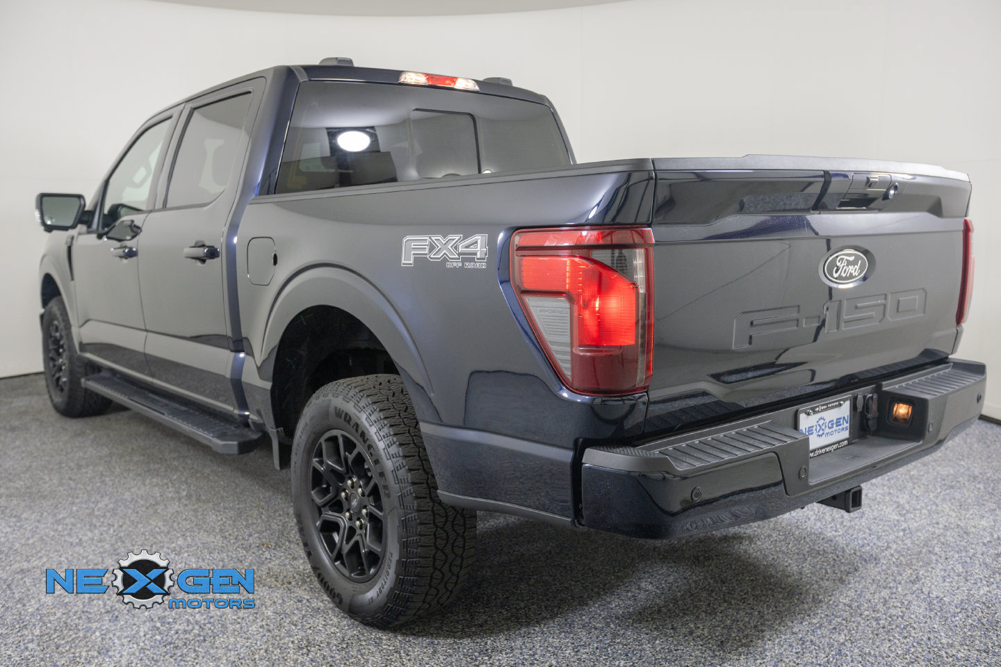 Used 2025 Ford F150 XLT w/ Equipment Group 302A MID AWD/4WD image 31