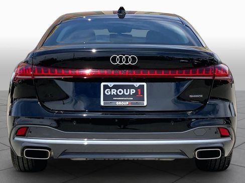 Used 2025 Audi A5 2.0T Premium Plus w/ Premium Plus AWD/4WD image 5