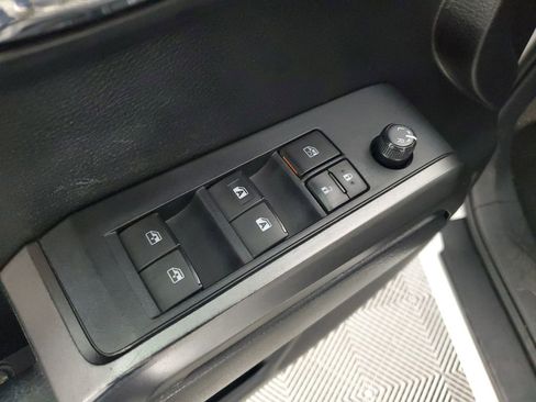 Used 2021 Toyota Tacoma TRD Off-Road image 28