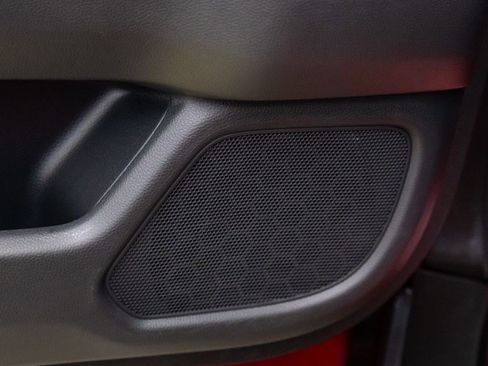 Certified 2025 Honda Pilot Touring image 16