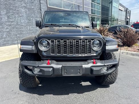 Used 2025 Jeep Wrangler Unlimited Rubicon AWD/4WD image 10