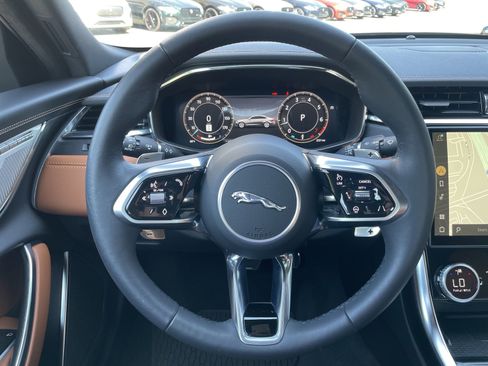 Used 2024 Jaguar XF R-Dynamic SE image 17