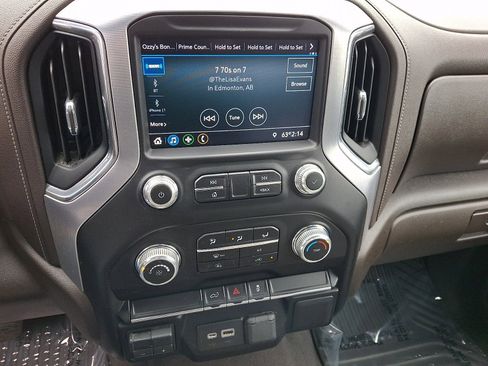 Used 2023 GMC Sierra 2500 SLE AWD/4WD image 14