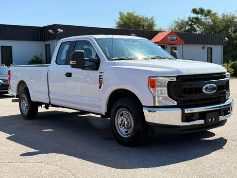 Used 2020 Ford F350 XL w/ Power Equipment Group RWD image 3