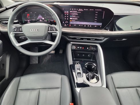 Certified 2025 Audi Q5 Premium Plus w/ Premium Plus image 13