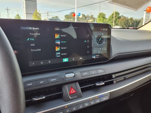 Used 2025 Kia K4 FWD image 25