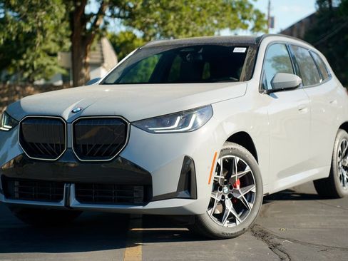 New 2026 BMW X3 xDrive30i w/ M Sport Package AWD/4WD image 1