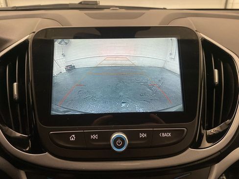 Used 2018 Chevrolet Volt LT image 9