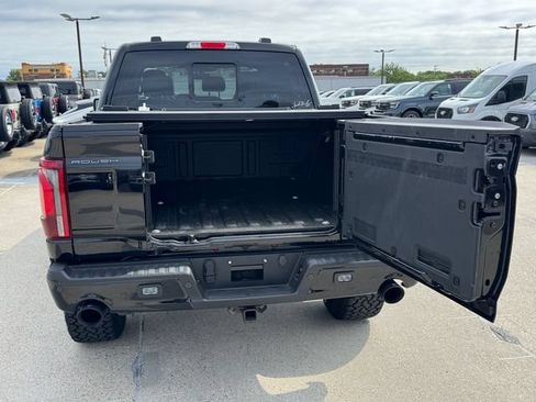 Used 2025 Ford F150 Lariat w/ Equipment Group 502A High AWD/4WD image 12