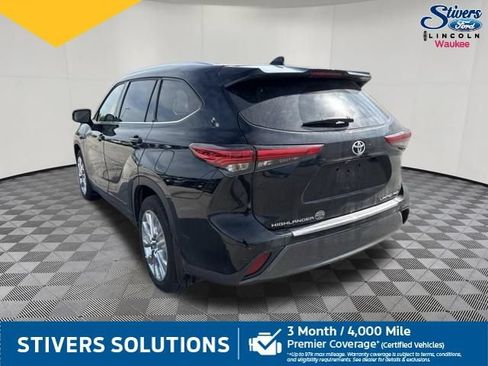 Used 2021 Toyota Highlander Limited w/ Protection Package #3 (TMS) AWD/4WD image 10