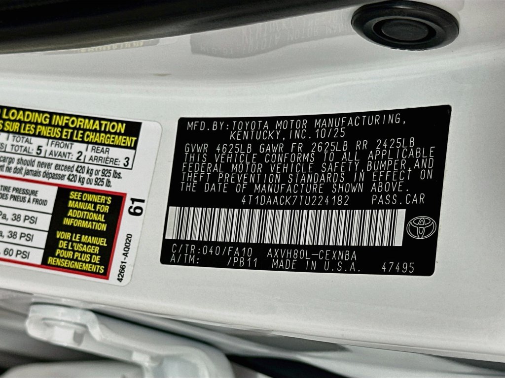 Used 2026 Toyota Camry LE FWD image 32