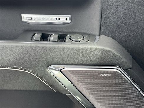 New 2026 GMC Sierra 1500 Denali w/ Denali Reserve Package image 23